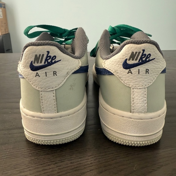 Big Kid's Nike Air Force 1 LV8 1 Light Silver/Deep Royal Blue (FB9035 001) - 6Y - Picture 6 of 10